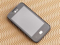 LG Optimus Hub (E510) 手机产品图集 11张高清图片深度赏析